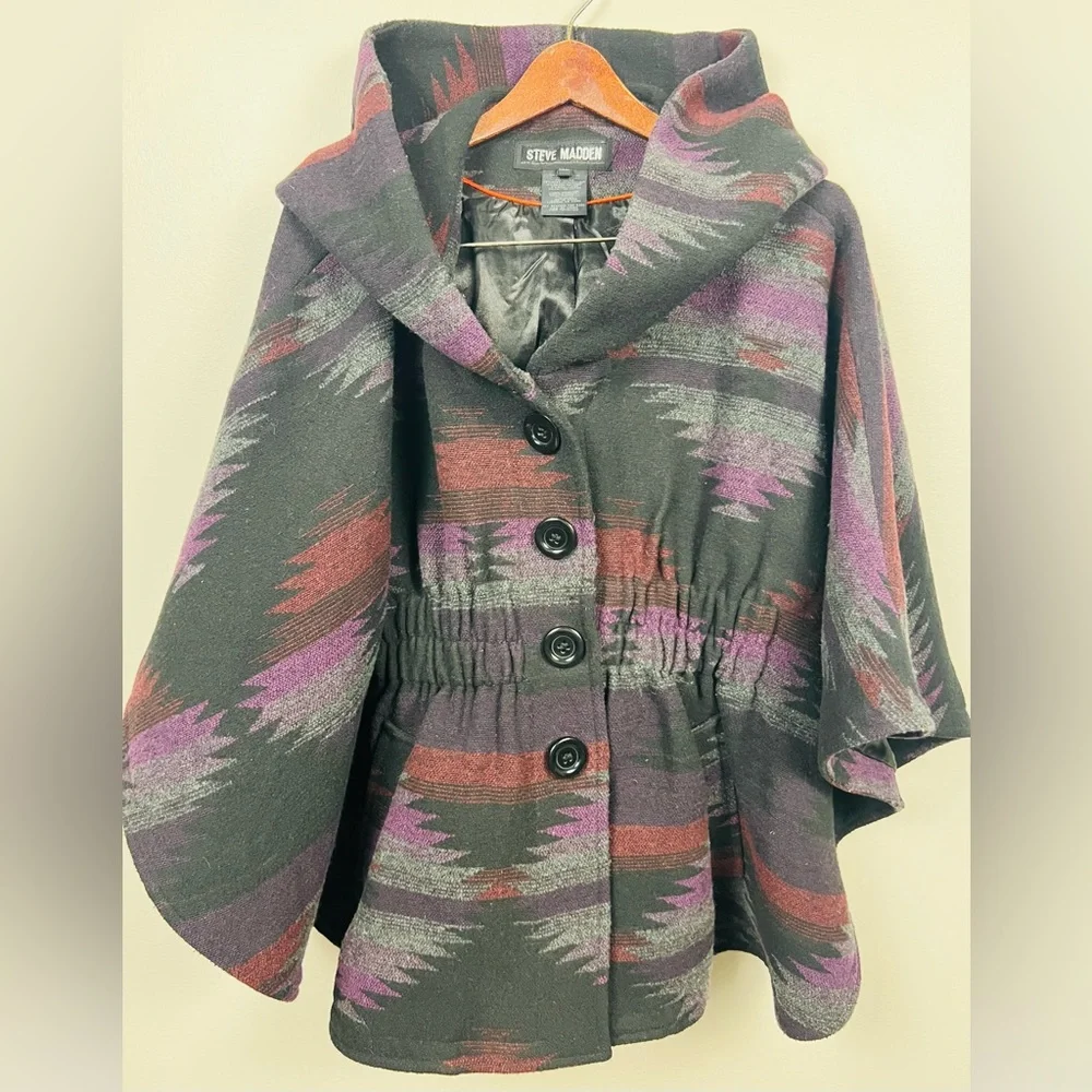 Steve Madden Poncho-Style Jacket – Southwest Geometric Hooded Cape, Size M - Picture 5 of 13